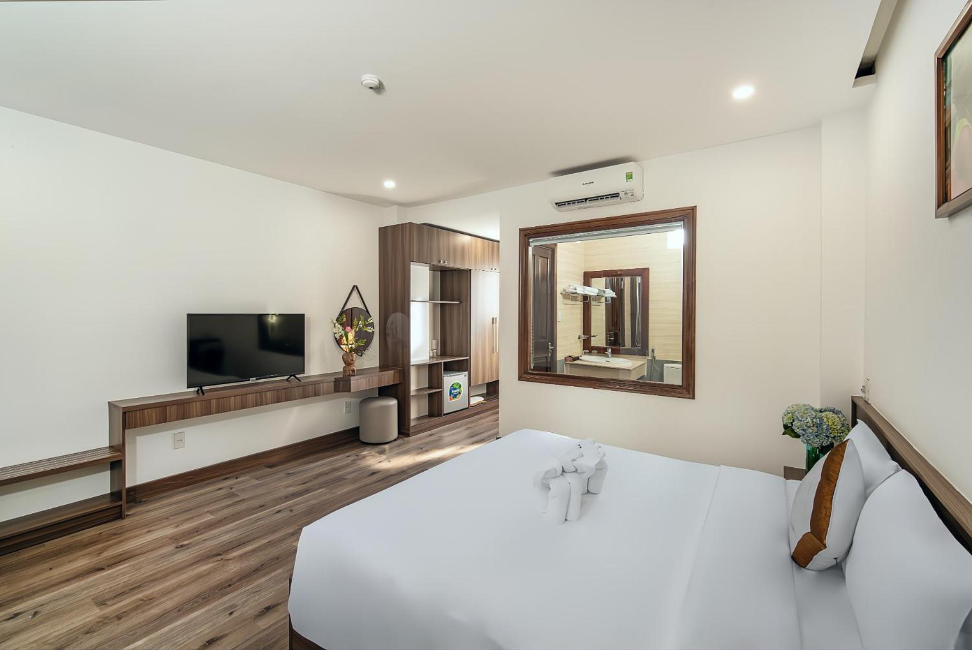 Hoang Linh Riverside * Đà Nẵng