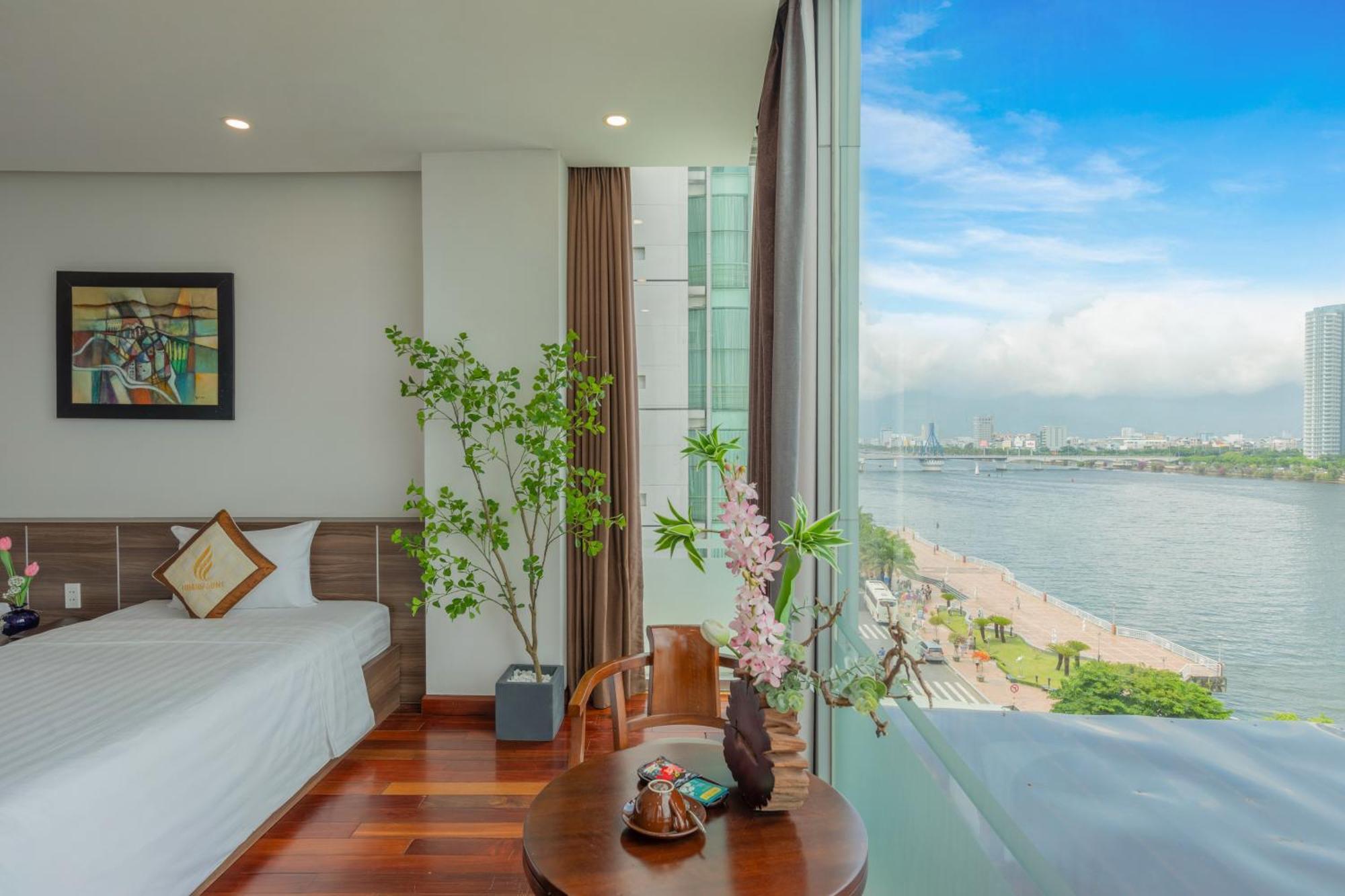 Hoang Linh Riverside * Đà Nẵng