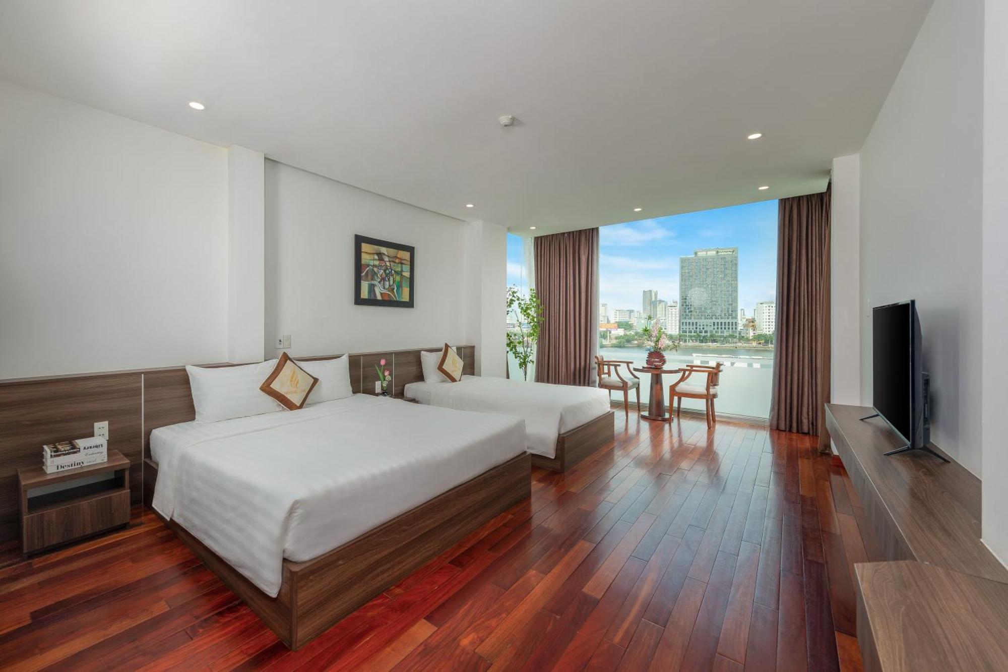 Hoang Linh Riverside * Đà Nẵng